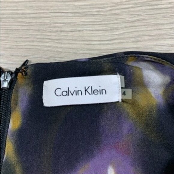 Calvin Klein Multicolor Printed Cowl Neck Knee Length Sleeveless Dress - Picture 4 of 9